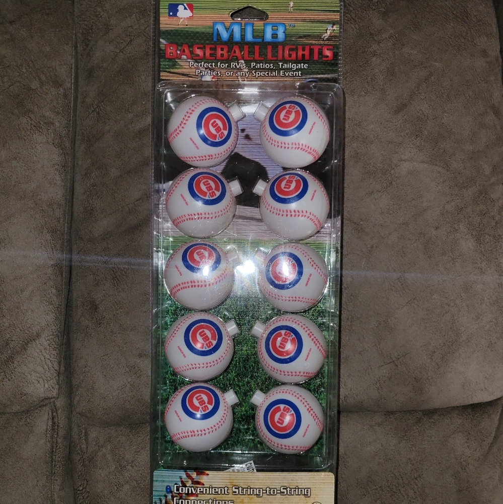 MLB Cubs baseball lights
